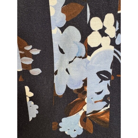 St John Blue Floral Keyhole Knit Blouse Size M Classic Designer Top MSRP $275 - Picture 7 of 10